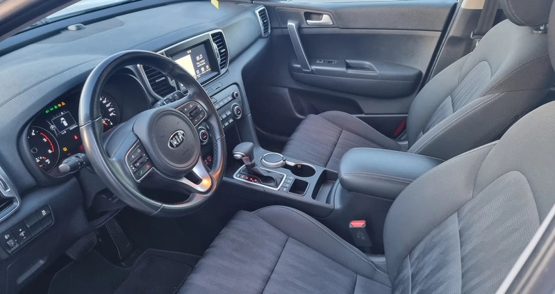 Kia Sportage cena 76999 przebieg: 126000, rok produkcji 2018 z Stryków małe 436